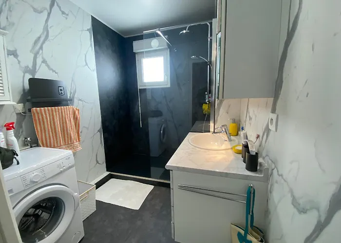 Lumineux Face Mer, 3p, Garage, Proche Et Commerces - - Fr-1-364-155 아파트 *