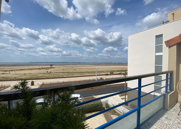 Lumineux Face Mer, 3p, Garage, Proche Et Commerces - - Fr-1-364-155